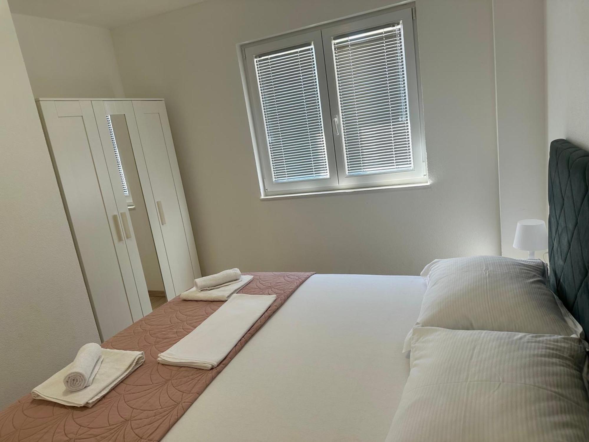 Apartmani Josipa บาชกาโวดา ภายนอก รูปภาพ