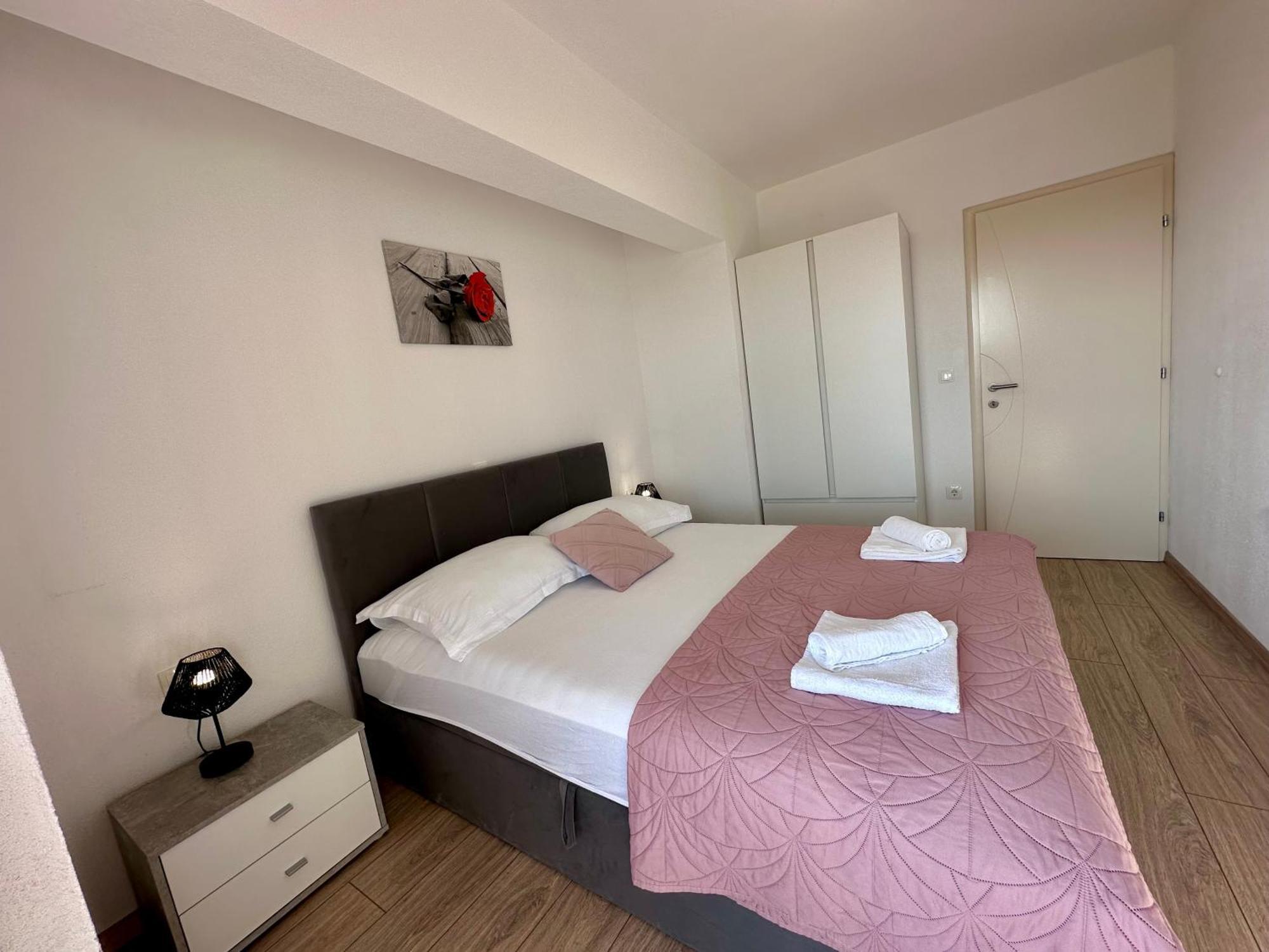 Apartmani Josipa บาชกาโวดา ภายนอก รูปภาพ