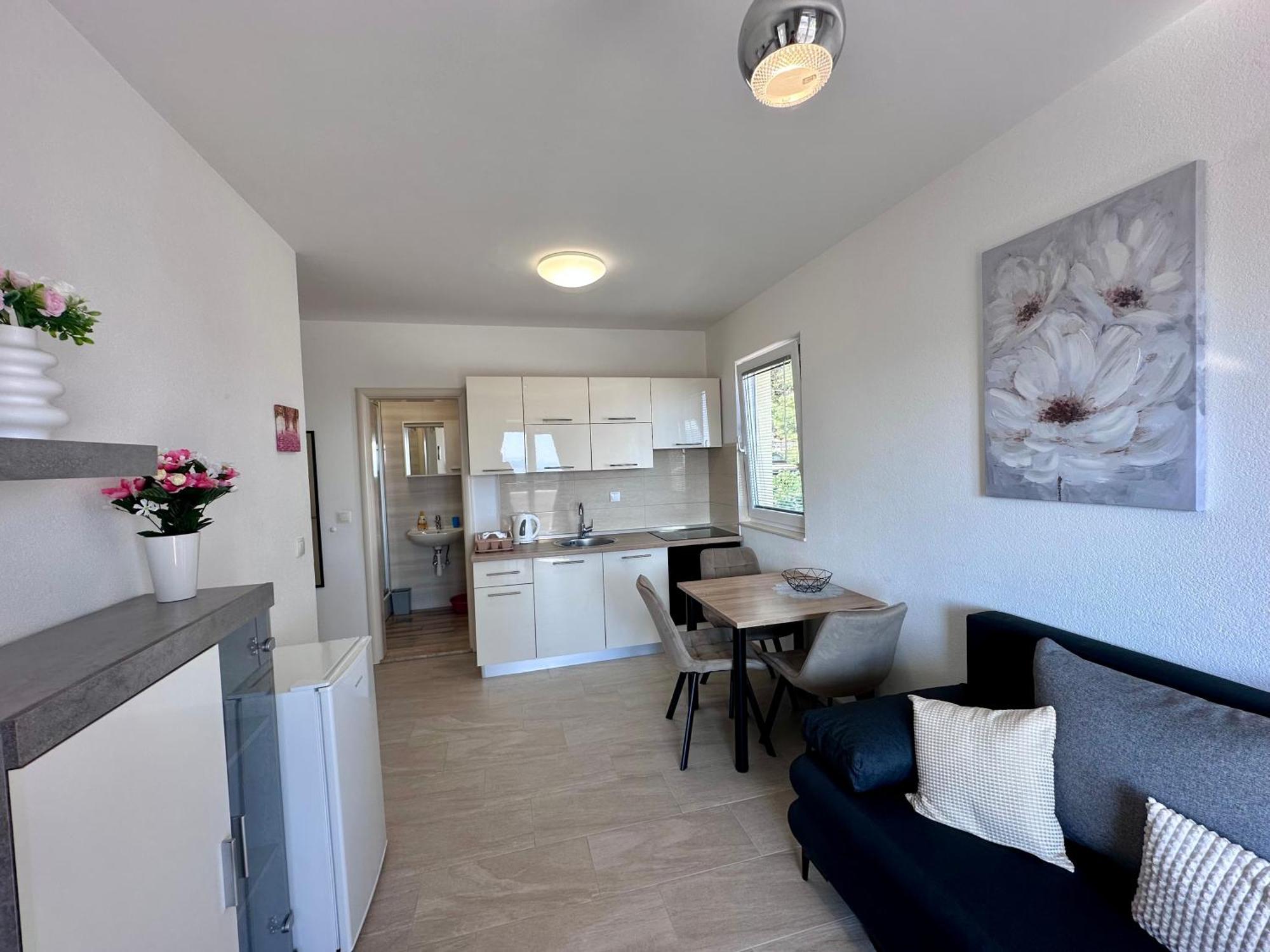 Apartmani Josipa บาชกาโวดา ภายนอก รูปภาพ